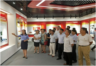 黨建引領(lǐng)聚合力 交流學(xué)習(xí)促發(fā)展——市工商局下派第一書記組織開展黨建交流與主題展覽活動(dòng)